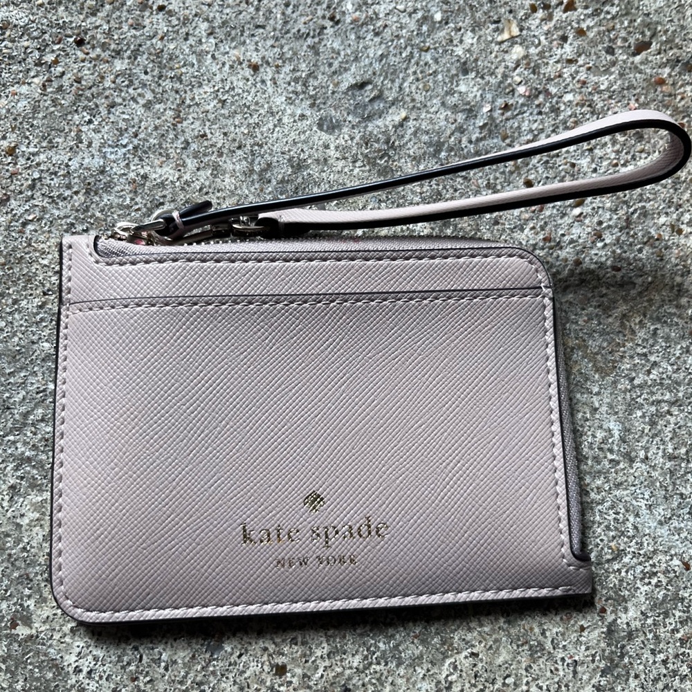 💫Kate Spade Schuyler Small Card Holder Wristlet